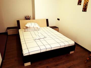 Фото номера Двухместный номер с 1 кроватью и балконом Фермерские дома Pensiunea GuestHouse г. Stăneşti 2